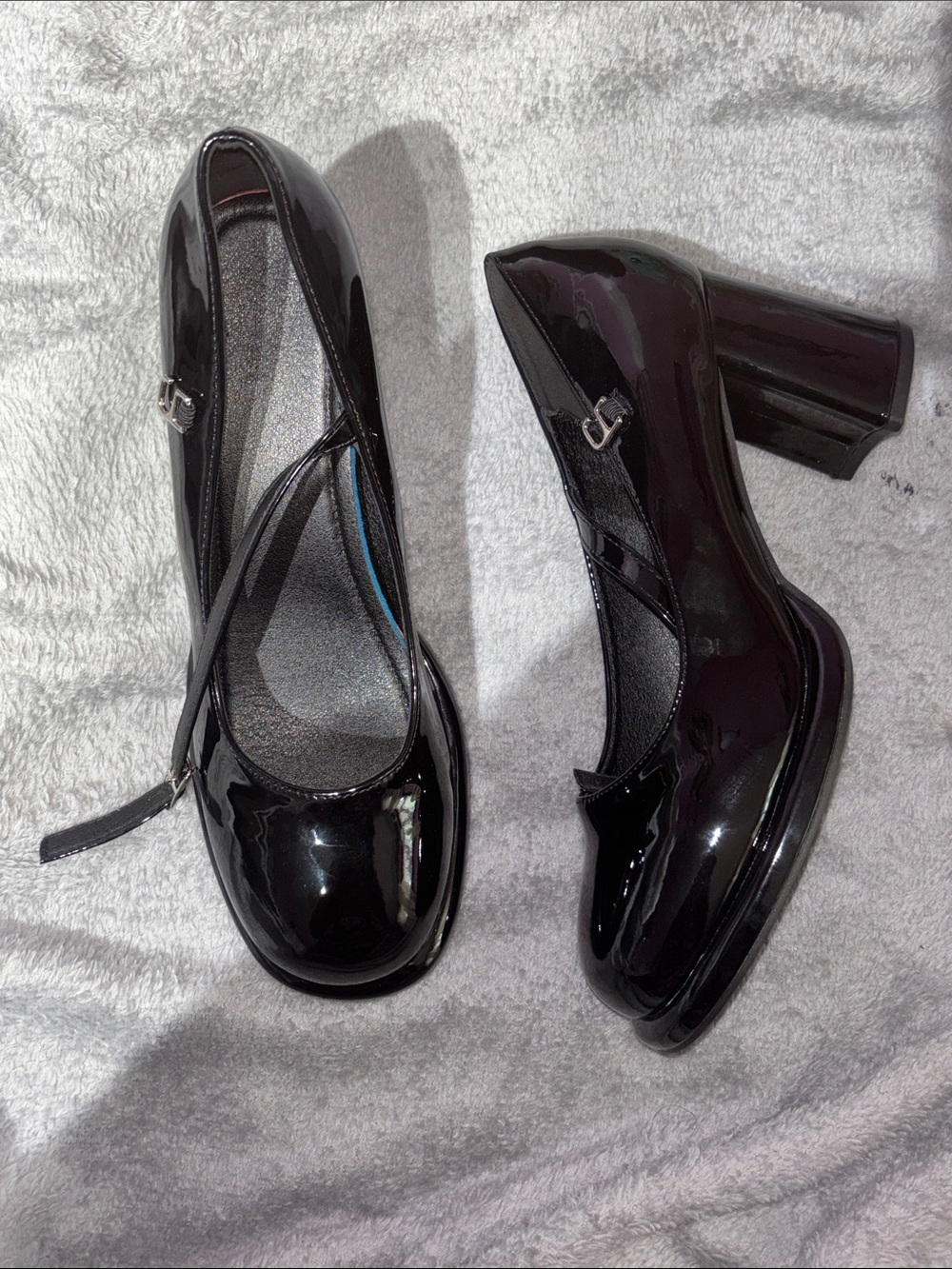SHEIN Black Patent leather round toe, thick heel w/ ankle straps